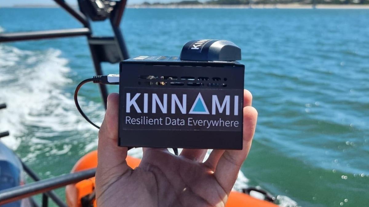 Kinnami: Zero-trust data mesh for resilient data 